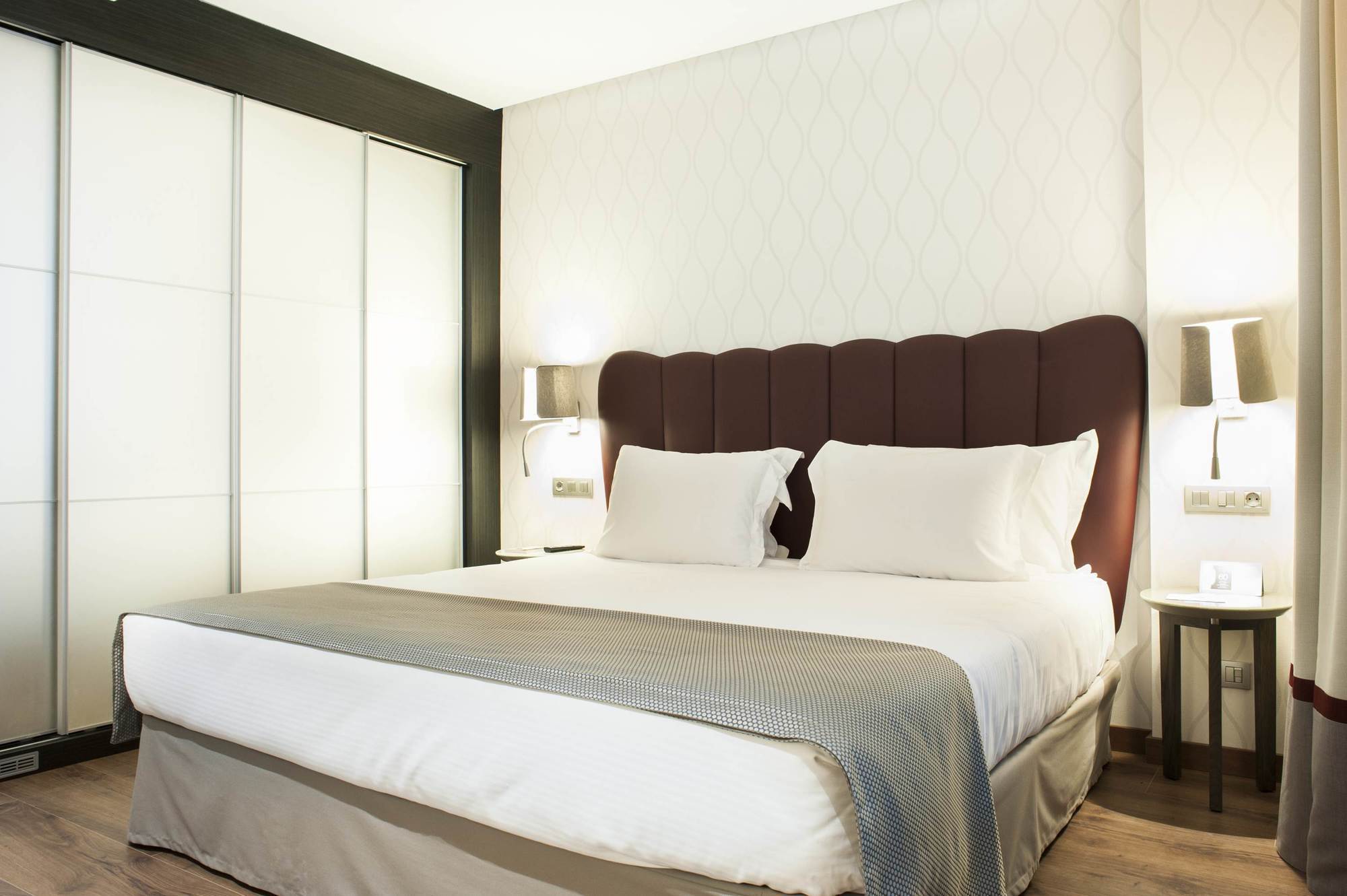 Eurostars Plaza Mayor Madrid Room photo